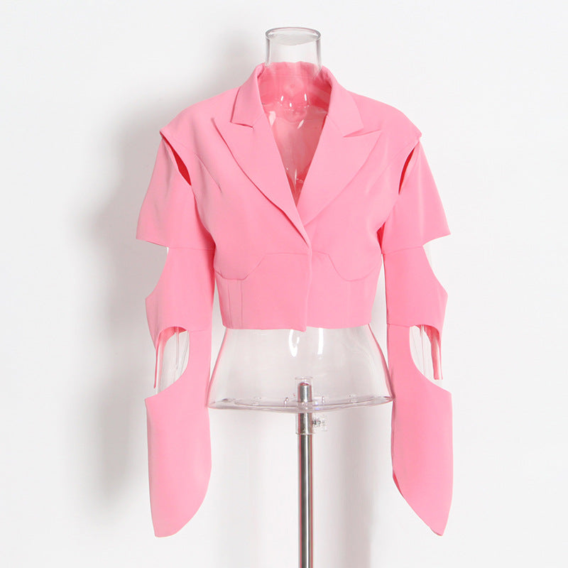 Nischendesign-Blazer für Damen, Frühling, unregelmäßig, asymmetrisch, geteilt, ausgehöhlter Ausschnitt, langärmelig, kurzer Blazer, trendig