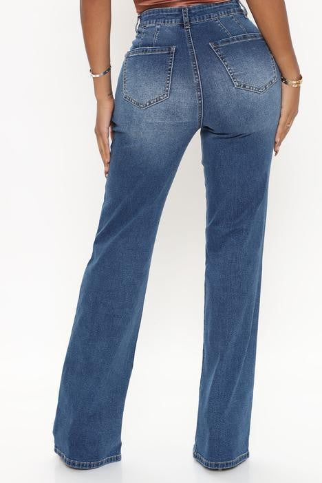 Frühlings-Sommer-gewaschene, ausgefranste, trendige, gerade Jeans mit hoher Taille